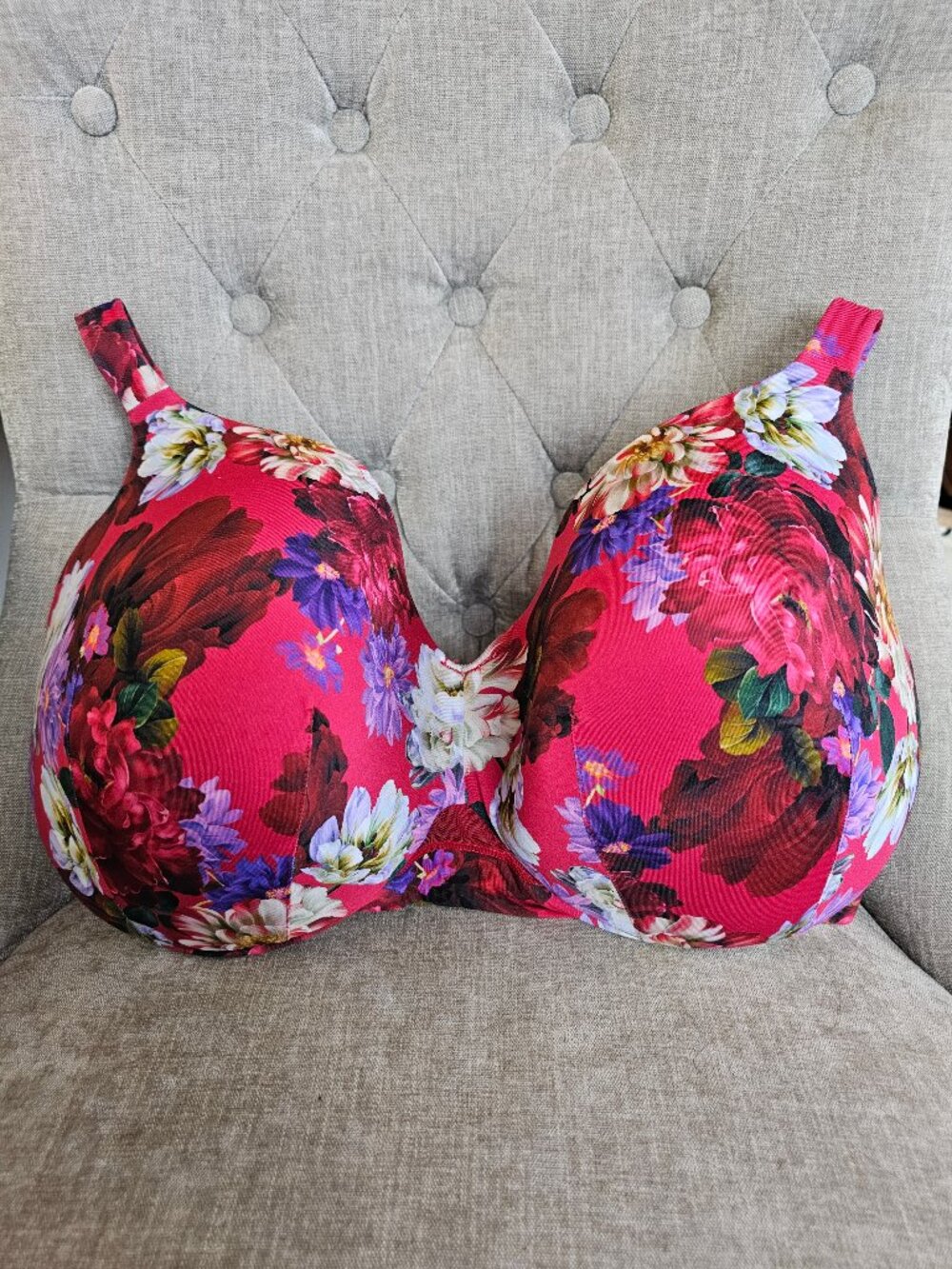 Cacique 40H Red Floral Lightly Lined Full Coverage Underwire Bra